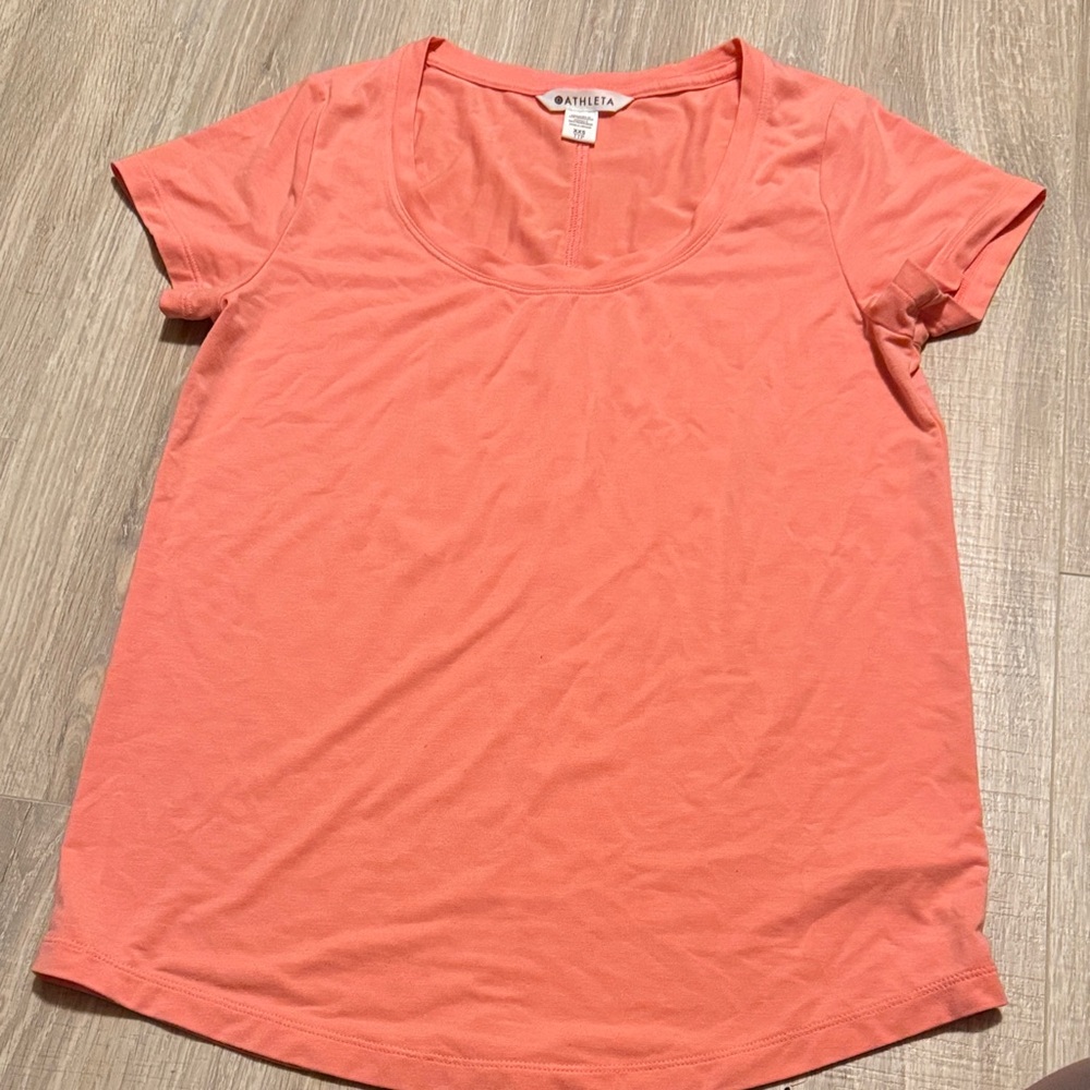 Athleta Short Sleeve Coral Tee